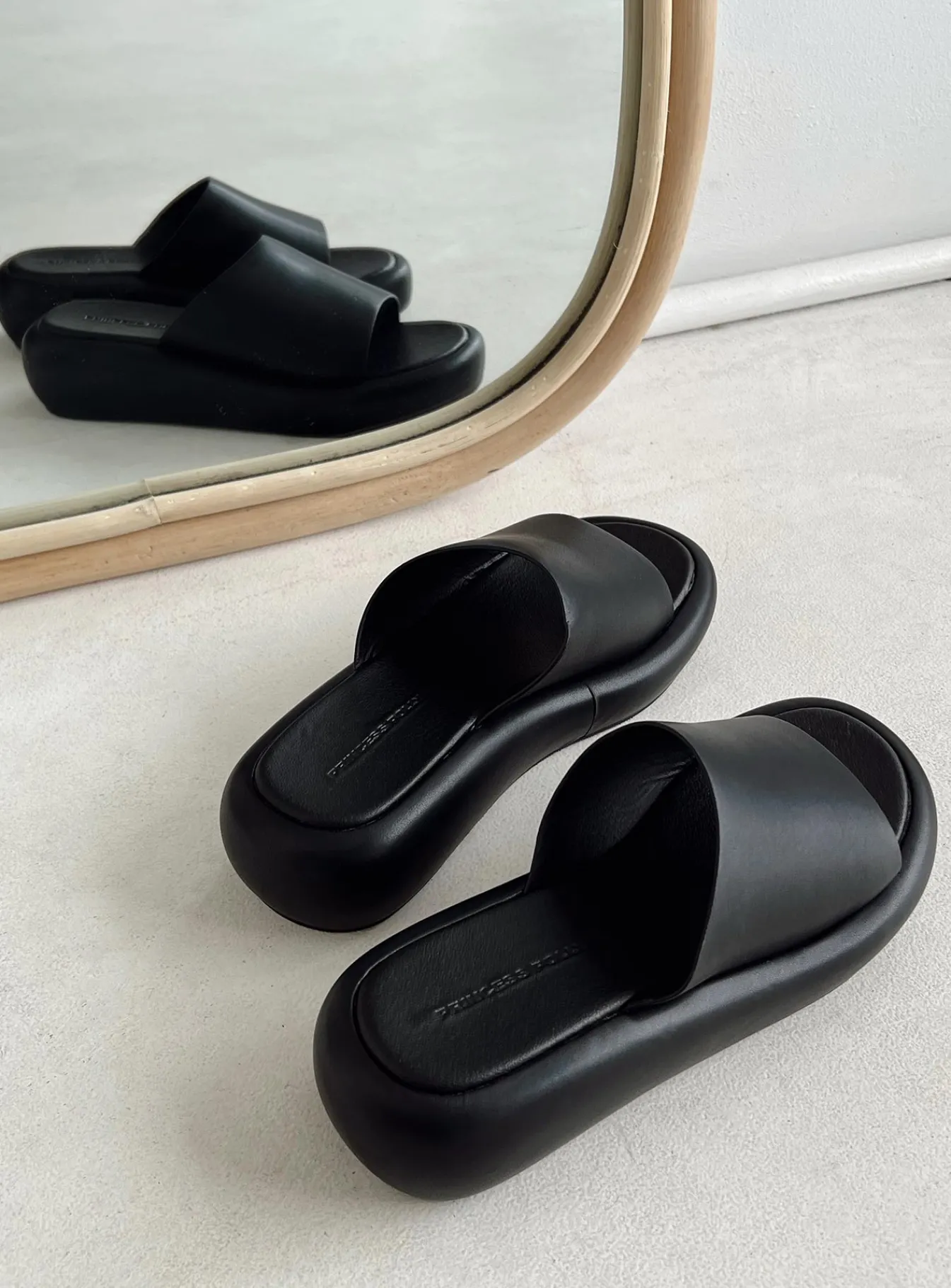 Princess Polly Armell Slides Black Cheap