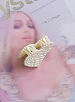 Princess Polly Azie Heart Hair Clip Pearl   Cream Discount