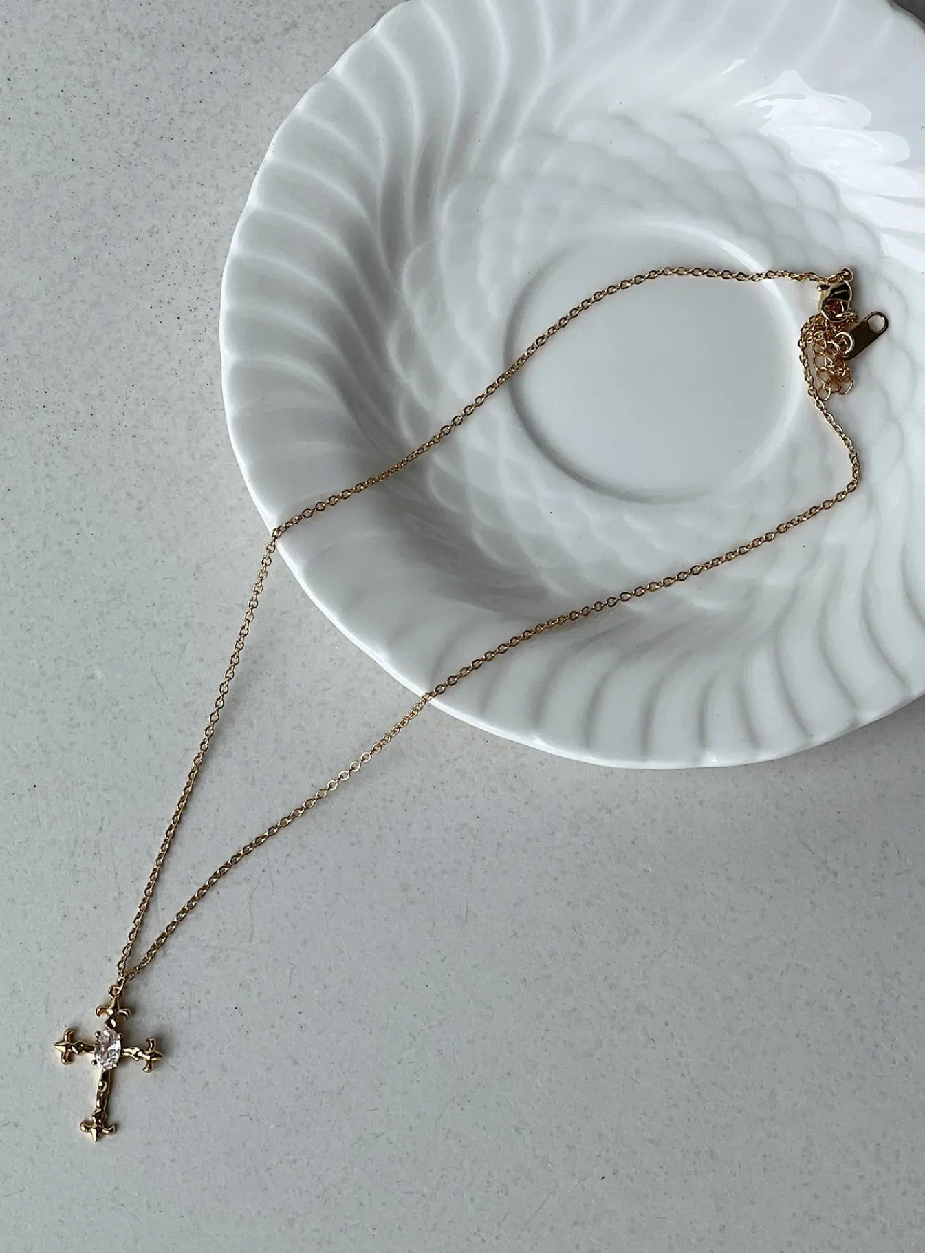 Princess Polly Brassie Necklace Gold Best