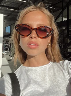 Princess Polly Brinney Sunglasses Tort Hot