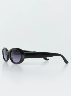 Princess Polly Caxton Sunglasses Black Best Sale