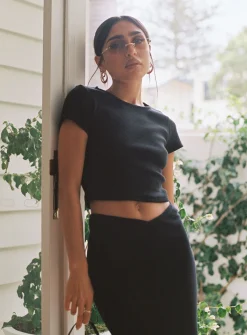 Princess Polly Classic Crop Tee  Black New