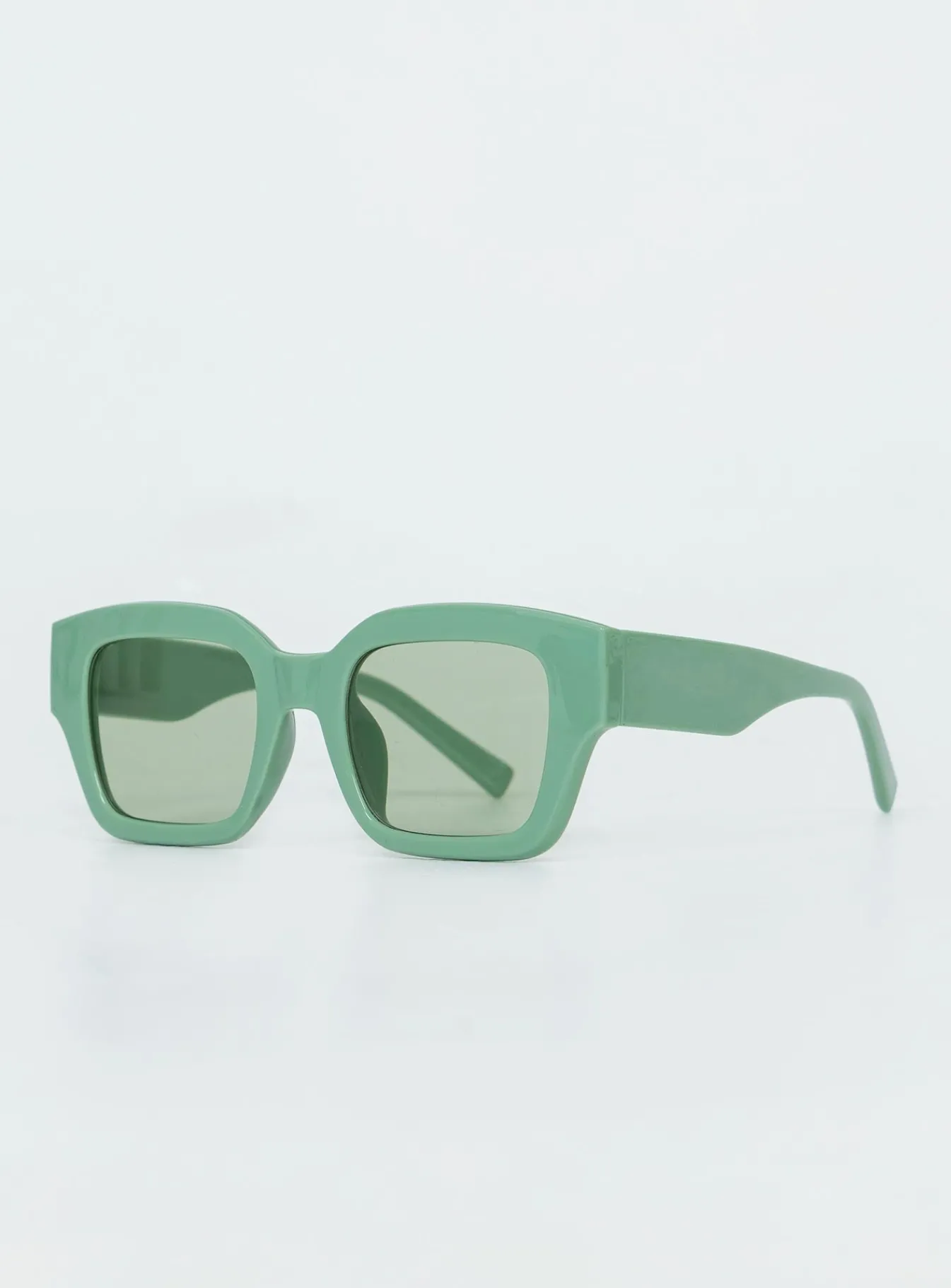 Princess Polly Dutton Sunglasses Green Flash Sale