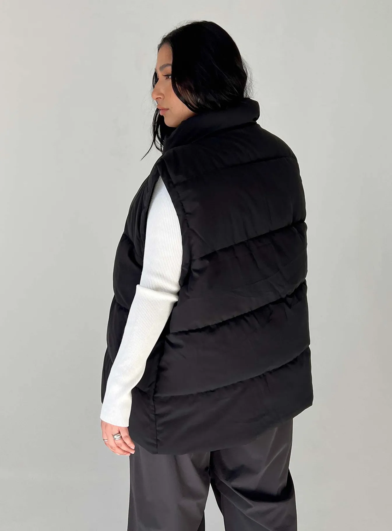 Princess Polly Edison Puffer Vestcurve Black Outlet