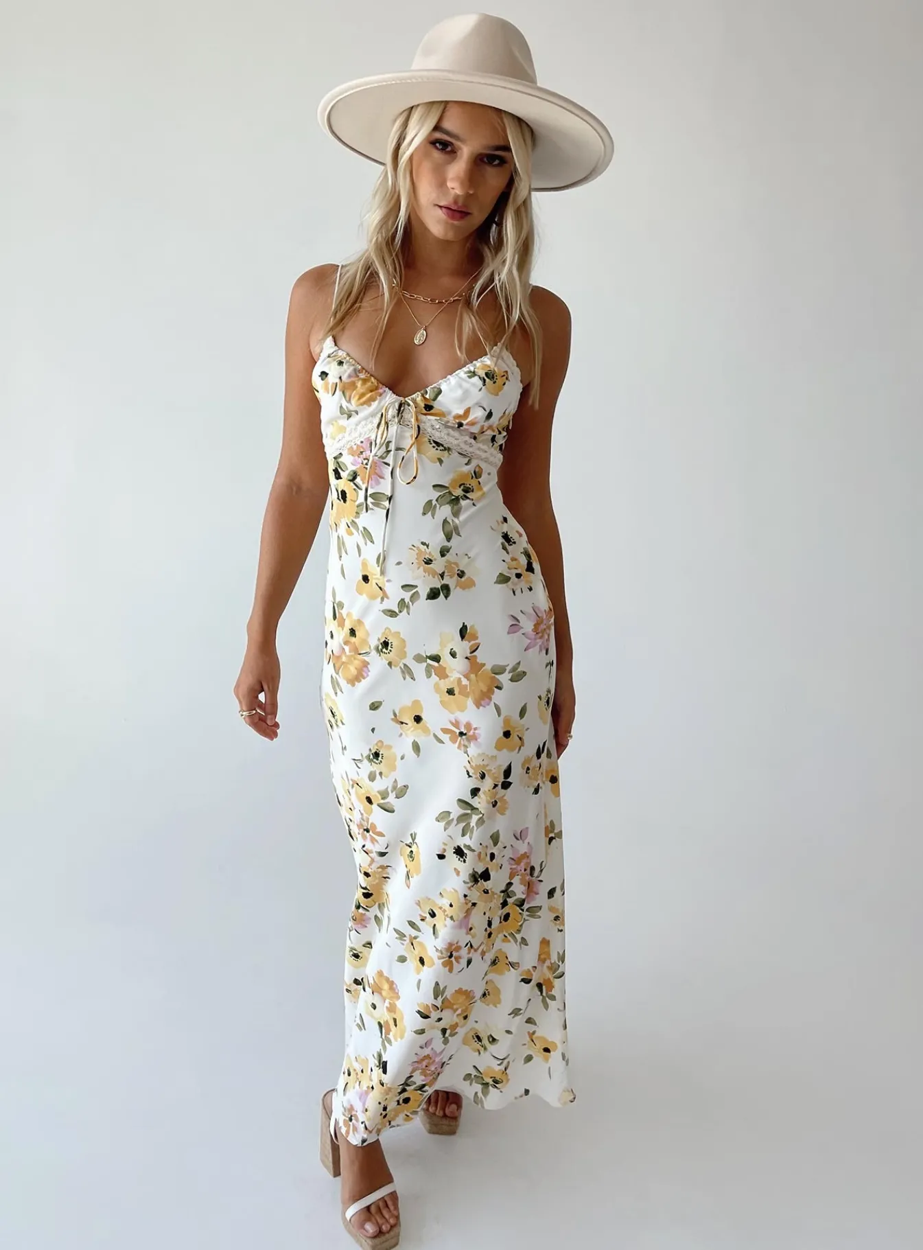 Princess Polly Emily Maxi Dress White / Yellow Floral Store