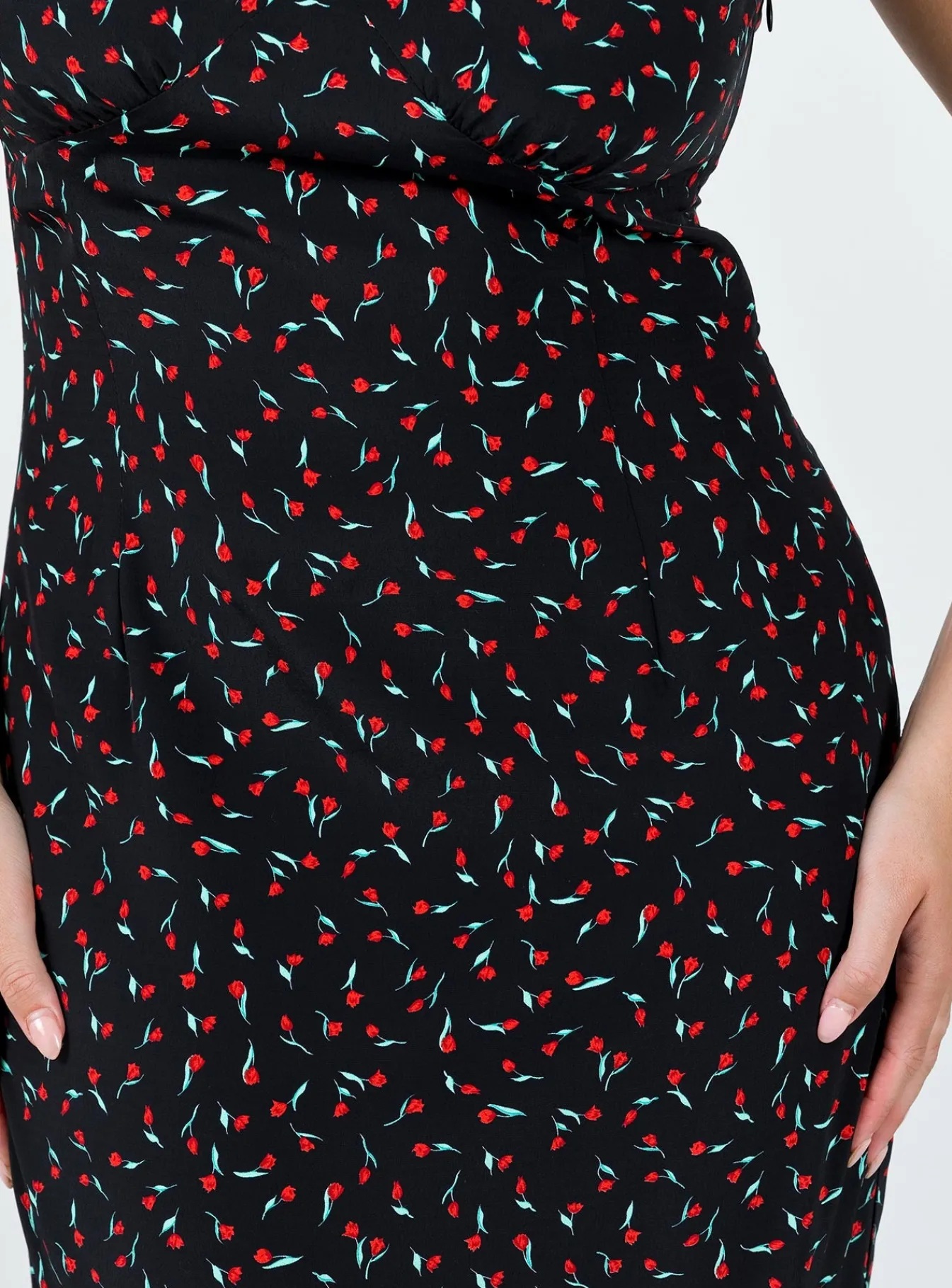 Princess Polly Garrick Maxi Dress/ Red Black Discount