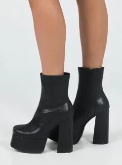 Princess Polly Garvie Platform Boots Black Clearance