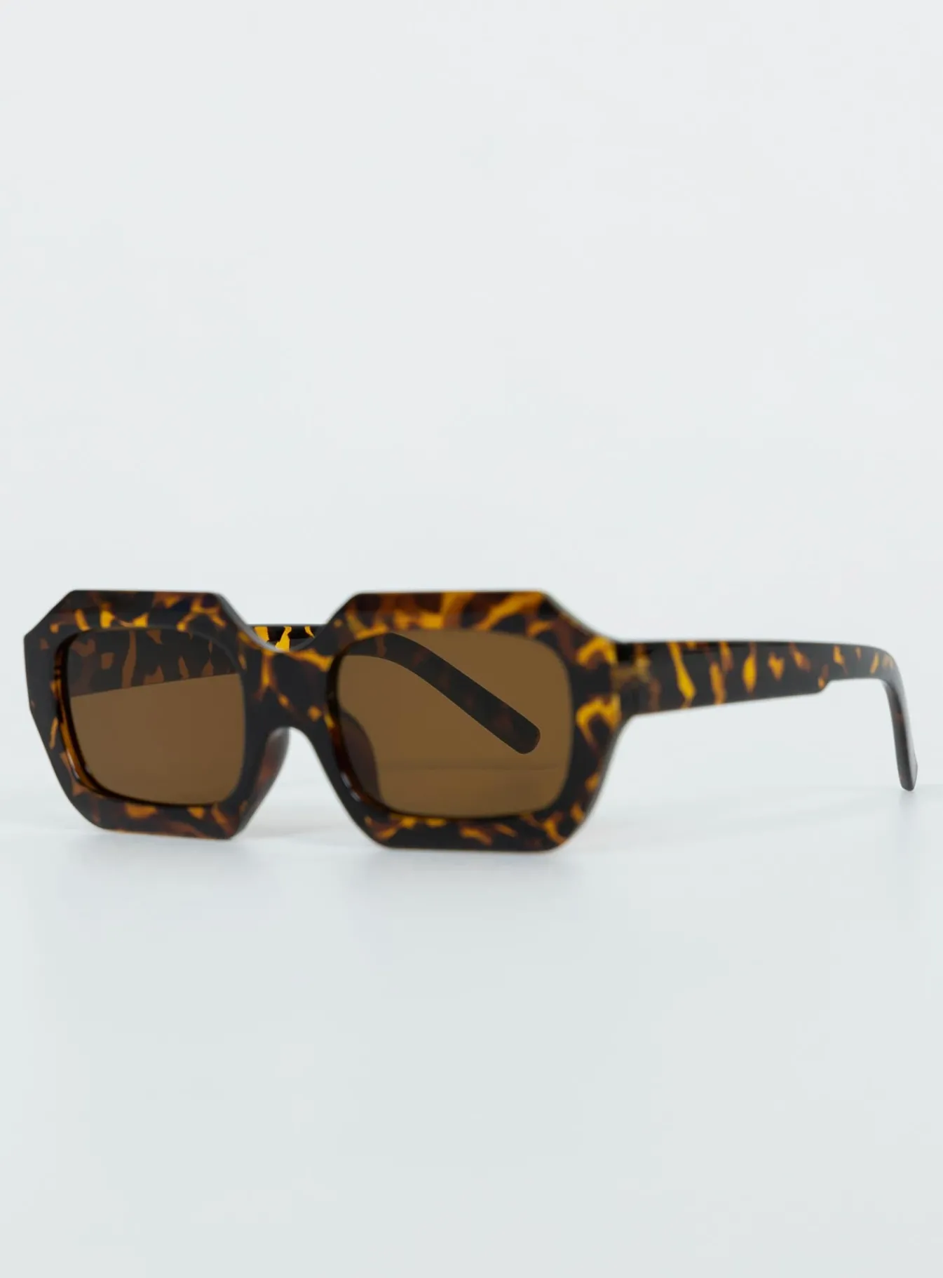 Princess Polly Hampshire Sunglasses Tort Store