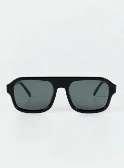 Princess Polly Hetley Sunglasses  Black Outlet