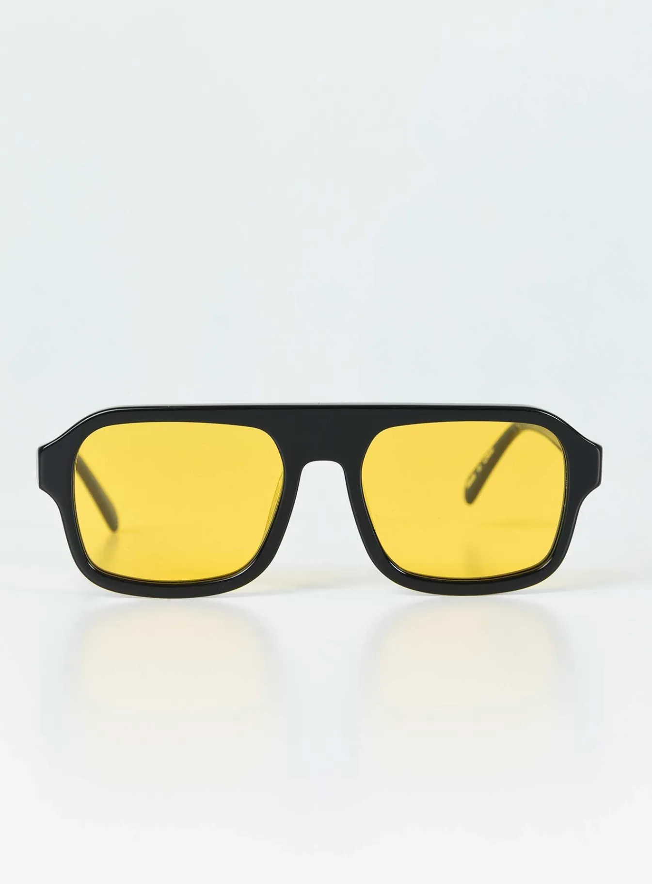 Princess Polly Hetley Sunglasses/ Yellow Black Hot
