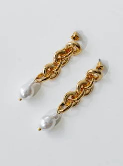 Princess Polly Kanan Pearl Earrings/ White   Gold Hot