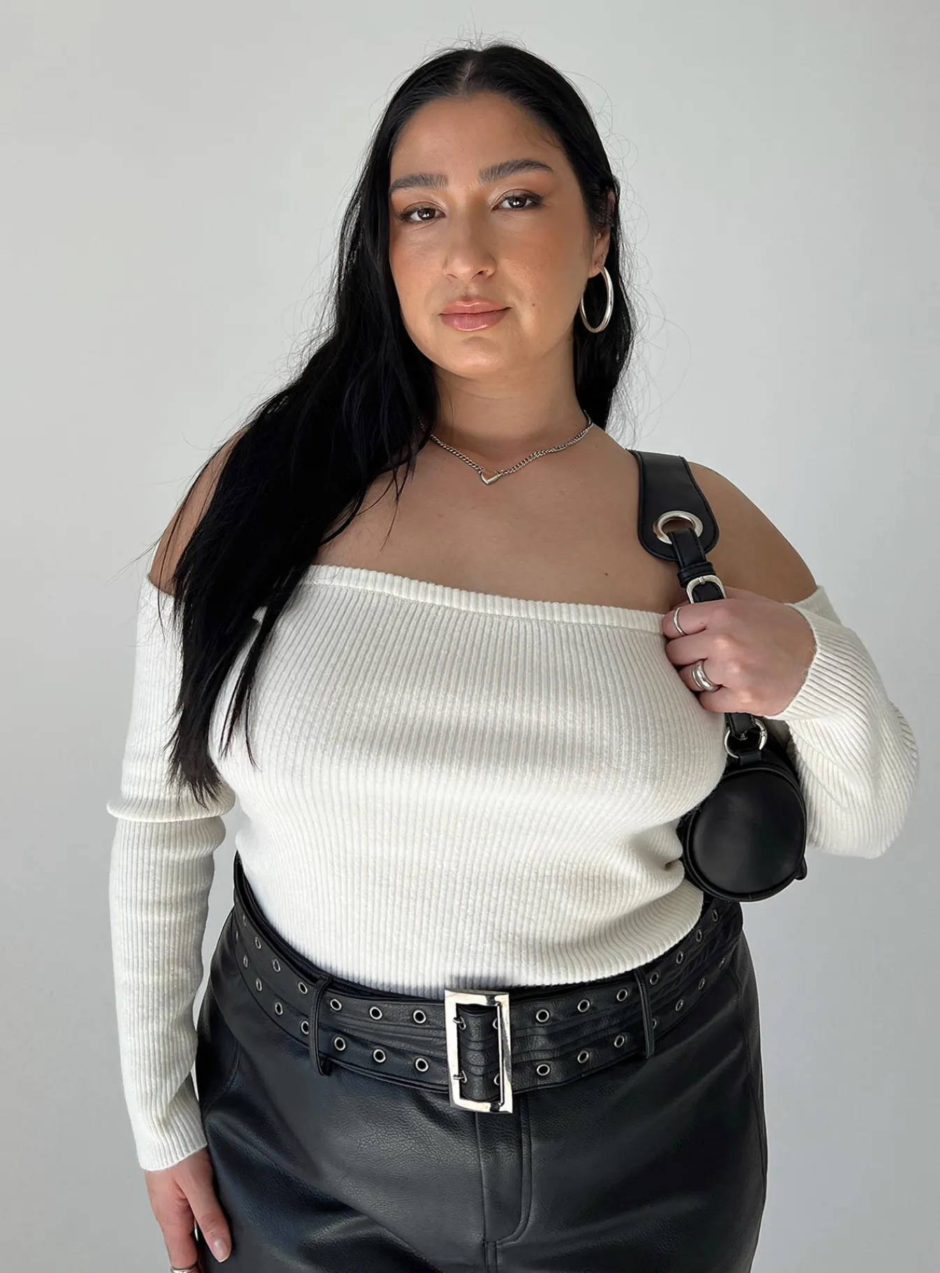 Princess Polly Katandra Off Shoulder Topcurve Ivory Outlet