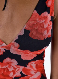 Princess Polly Lauers Maxi Dress  Red Floral / Black Best Sale
