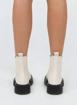 Princess Polly Lavern Boot Beige Shop