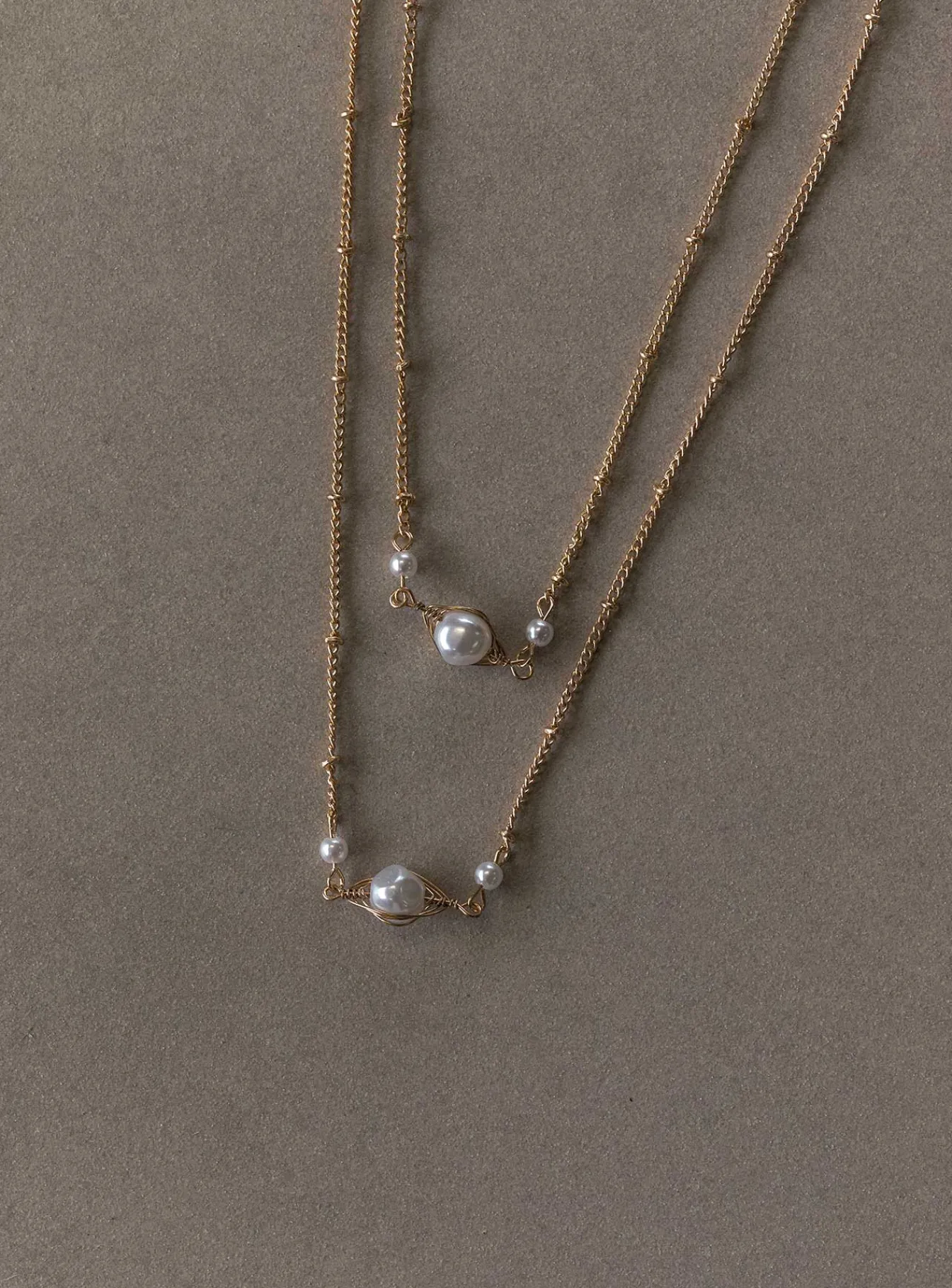 Princess Polly Levine Pearl Necklace/ White Gold Fashion