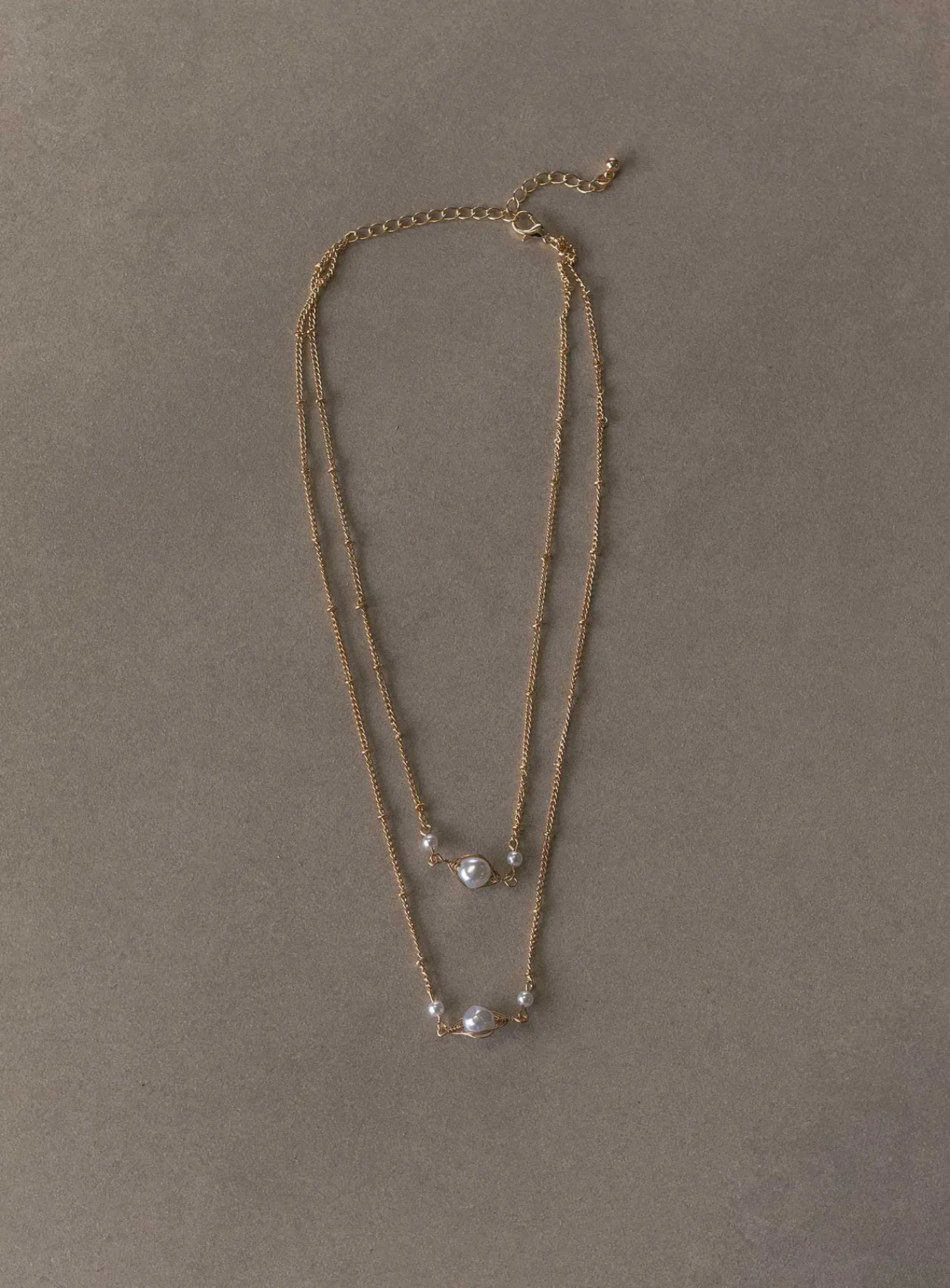 Princess Polly Levine Pearl Necklace/ White Gold Fashion