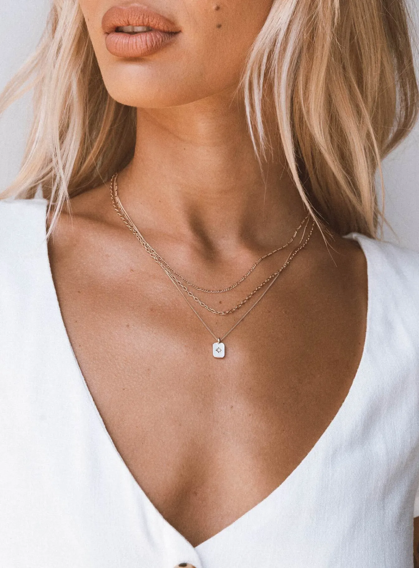 Princess Polly Light Keeper Necklace Gold Clearance