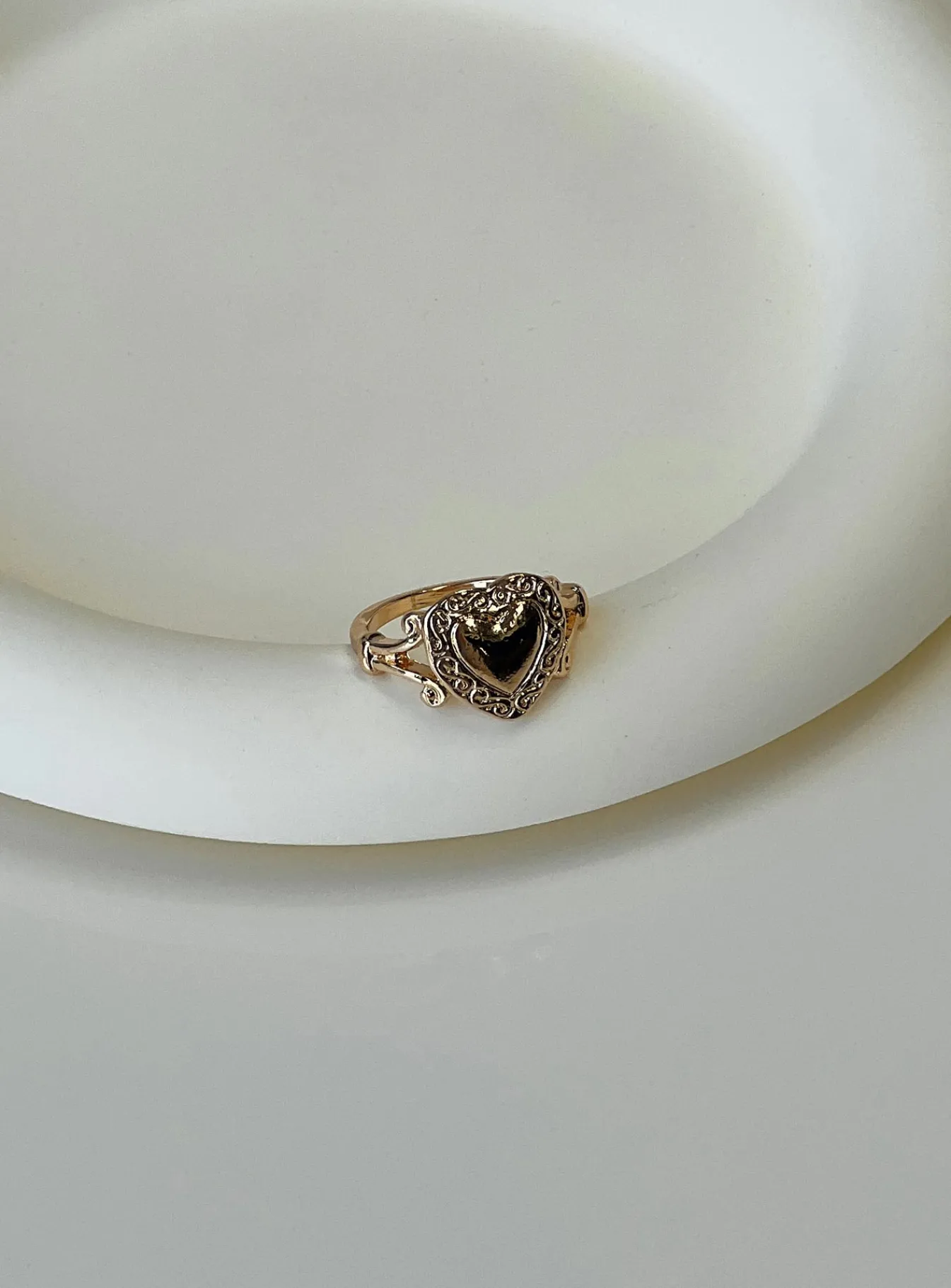 Princess Polly Lucano Ring Gold Hot