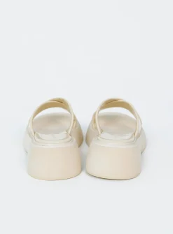 Princess Polly Matrix Flats All Over  Cream New