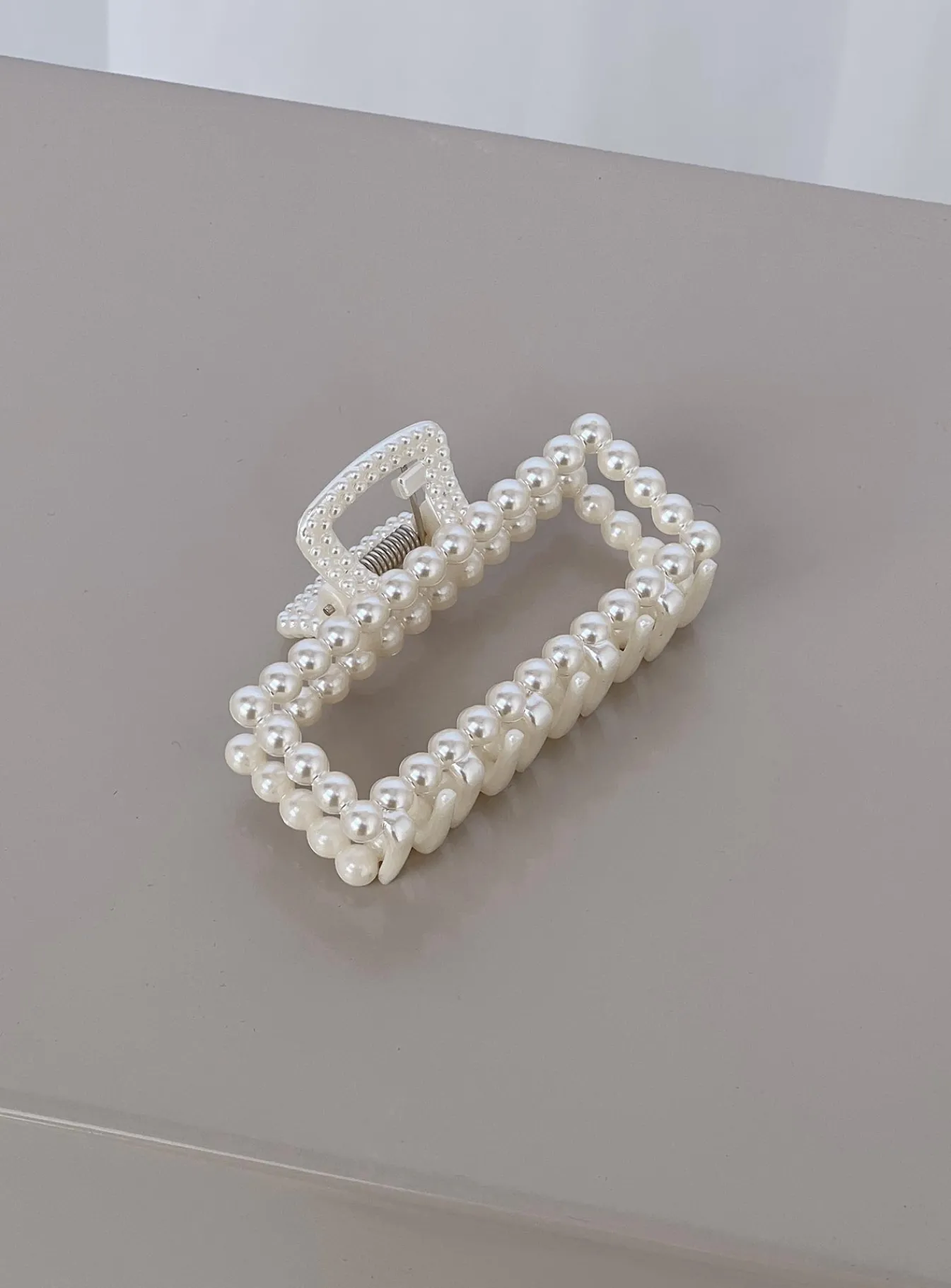 Princess Polly Moreno Pearl Hair Clip White Sale