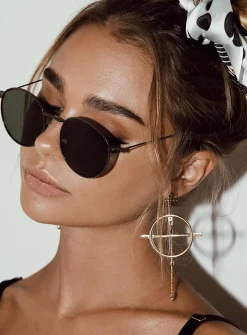 Princess Polly Morrissey Sunglasses  Gunmetal Clearance