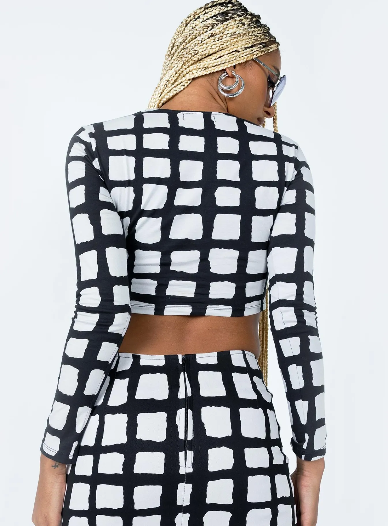 Princess Polly Motel Bonnie Top Mesh Mono Painted Check Black / White Discount