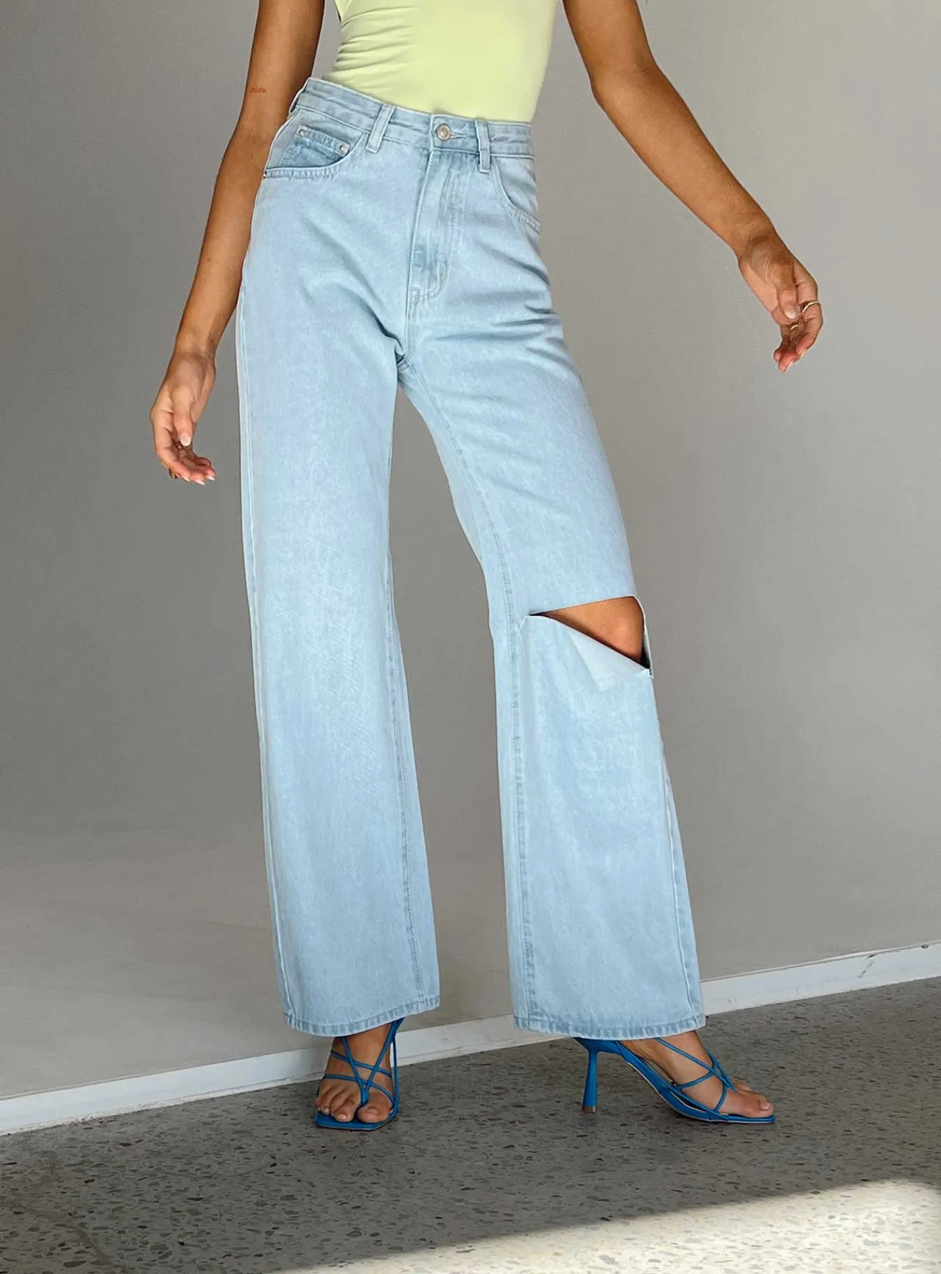 Princess Polly Sevina Wide Legjeans Light Wash Denim Sale