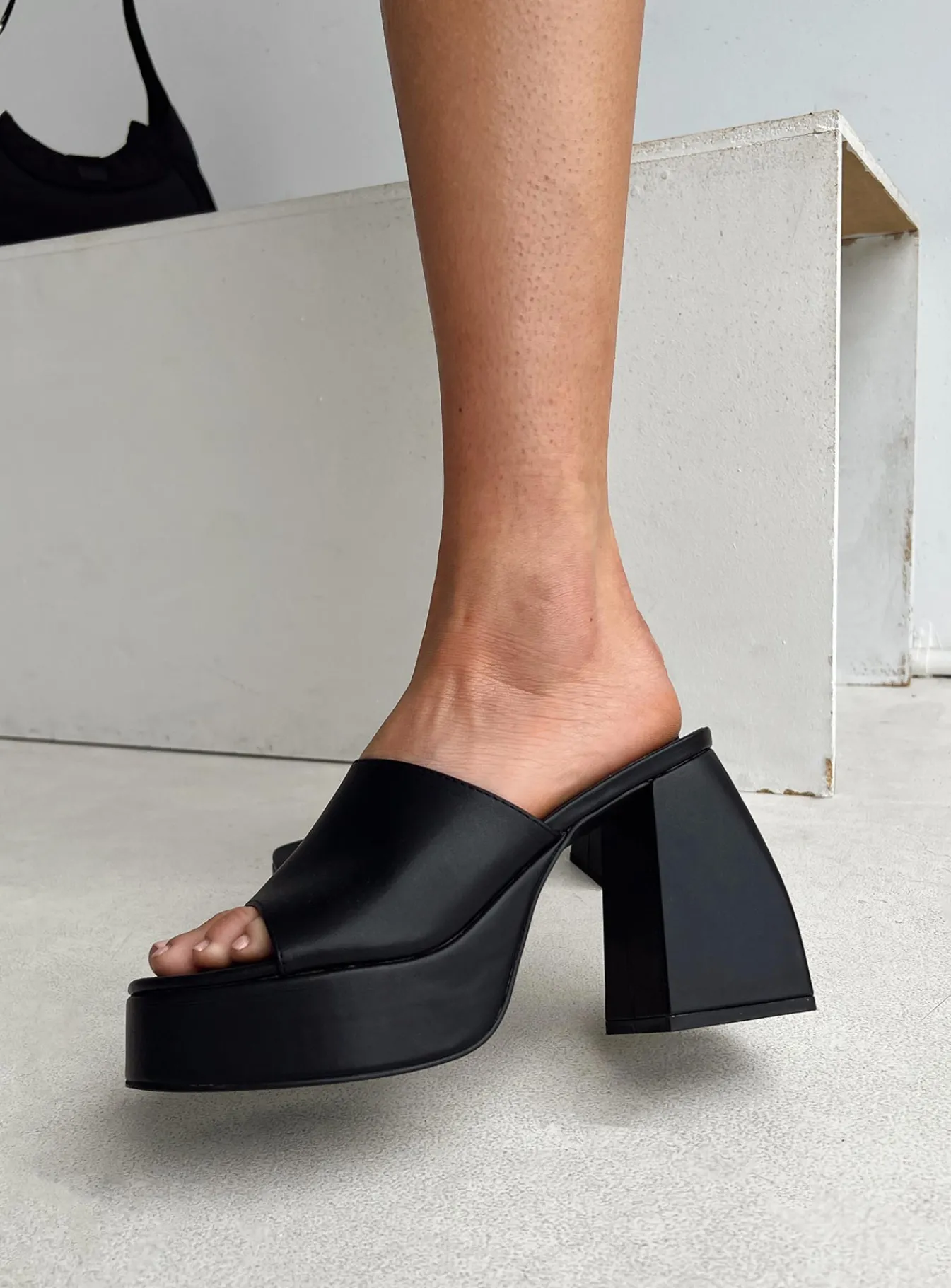 Princess Polly Shapiro Mules Platform Heels Black Store