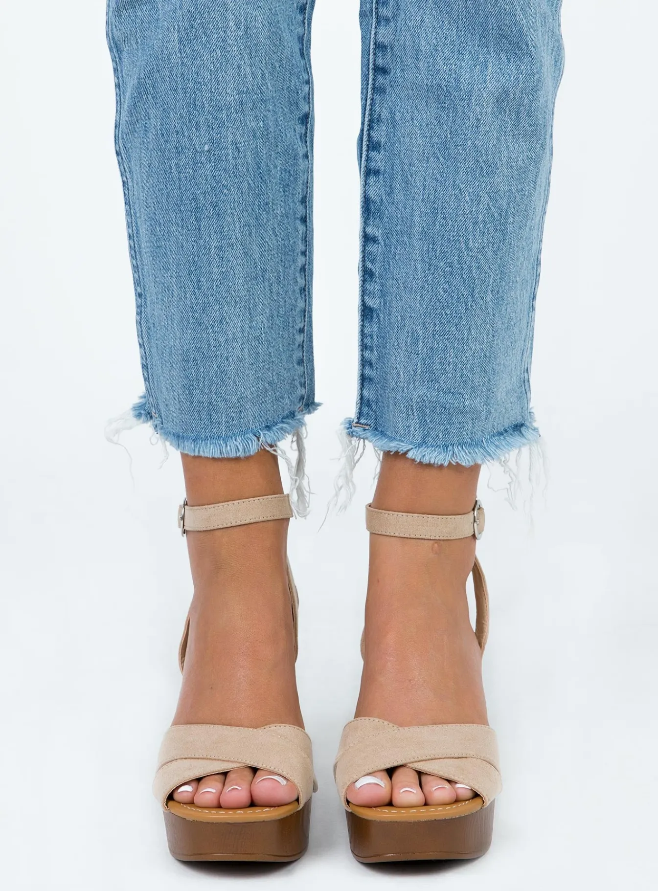 Princess Polly Therapy Camellia Heel Cashew New