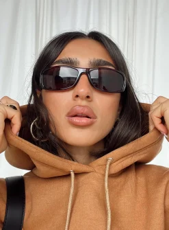 Princess Polly Wallace Sunglasses Brown Store