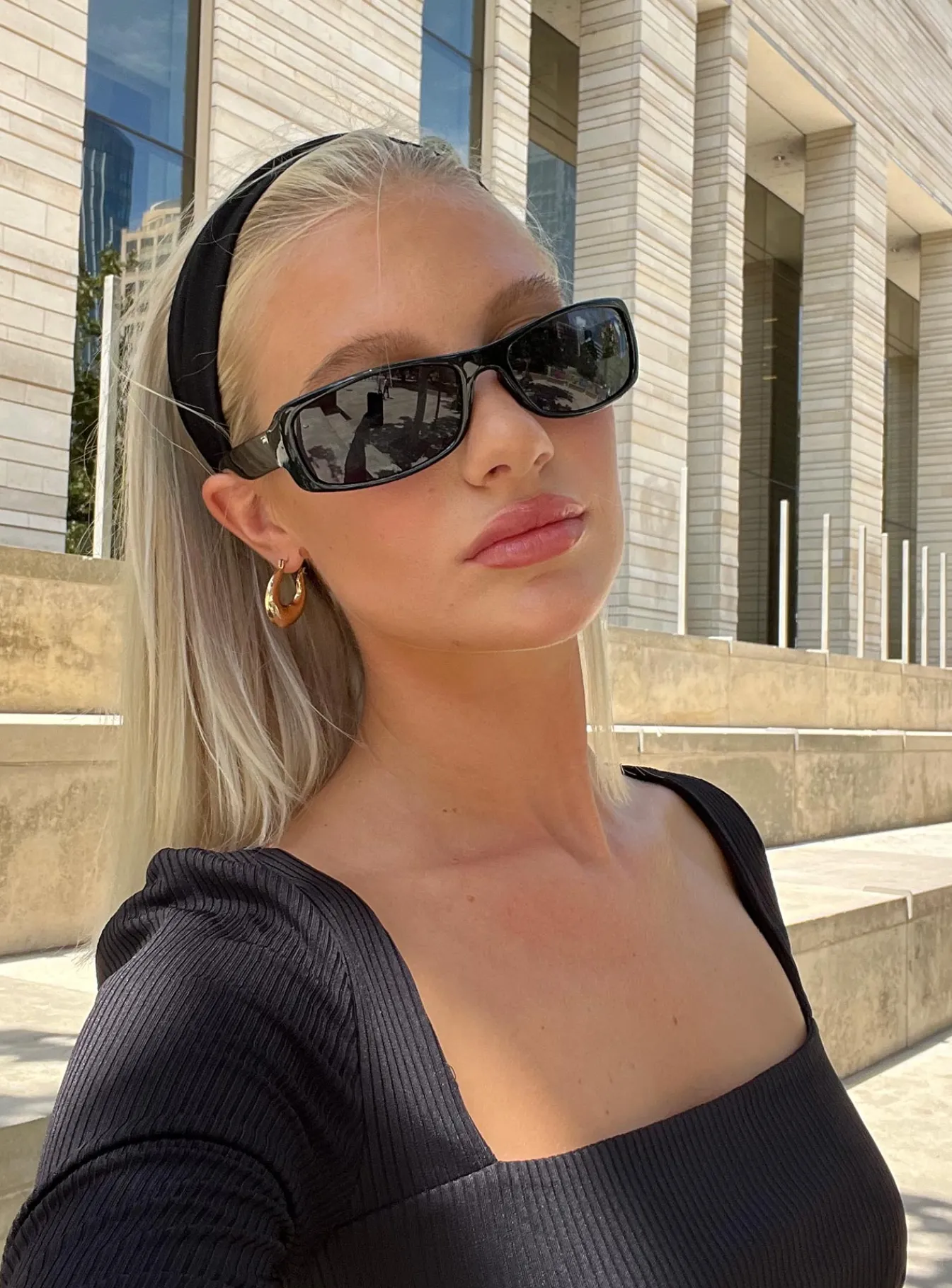 Princess Polly Wallace Sunglasses Black Cheap