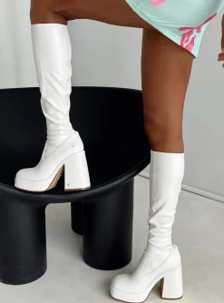 Princess Polly Windsor Smith Highkey Platform Knee High Boots Snow Cheap