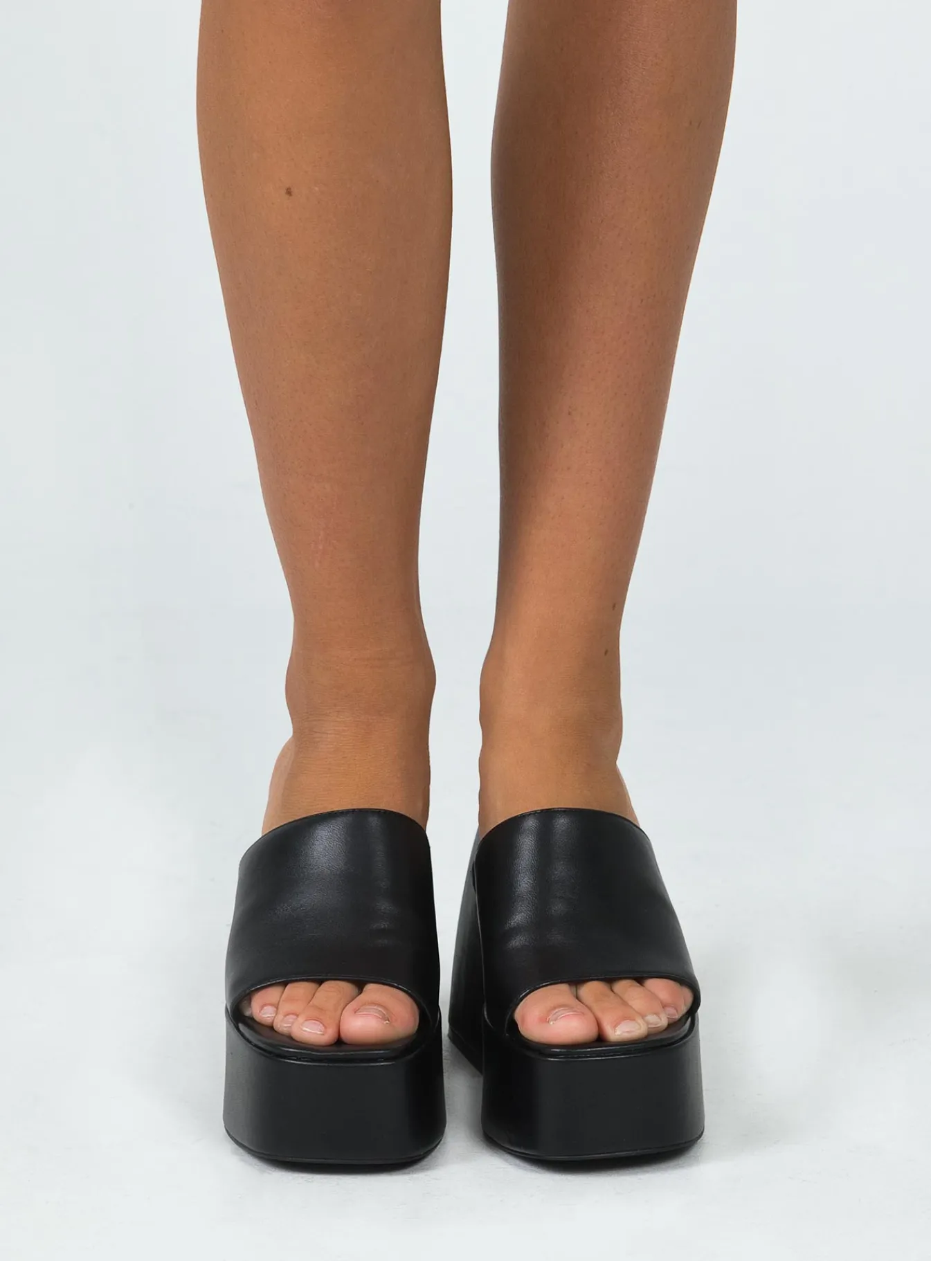 Princess Polly Windsor Smith Highrise Platform Heel Black Clearance