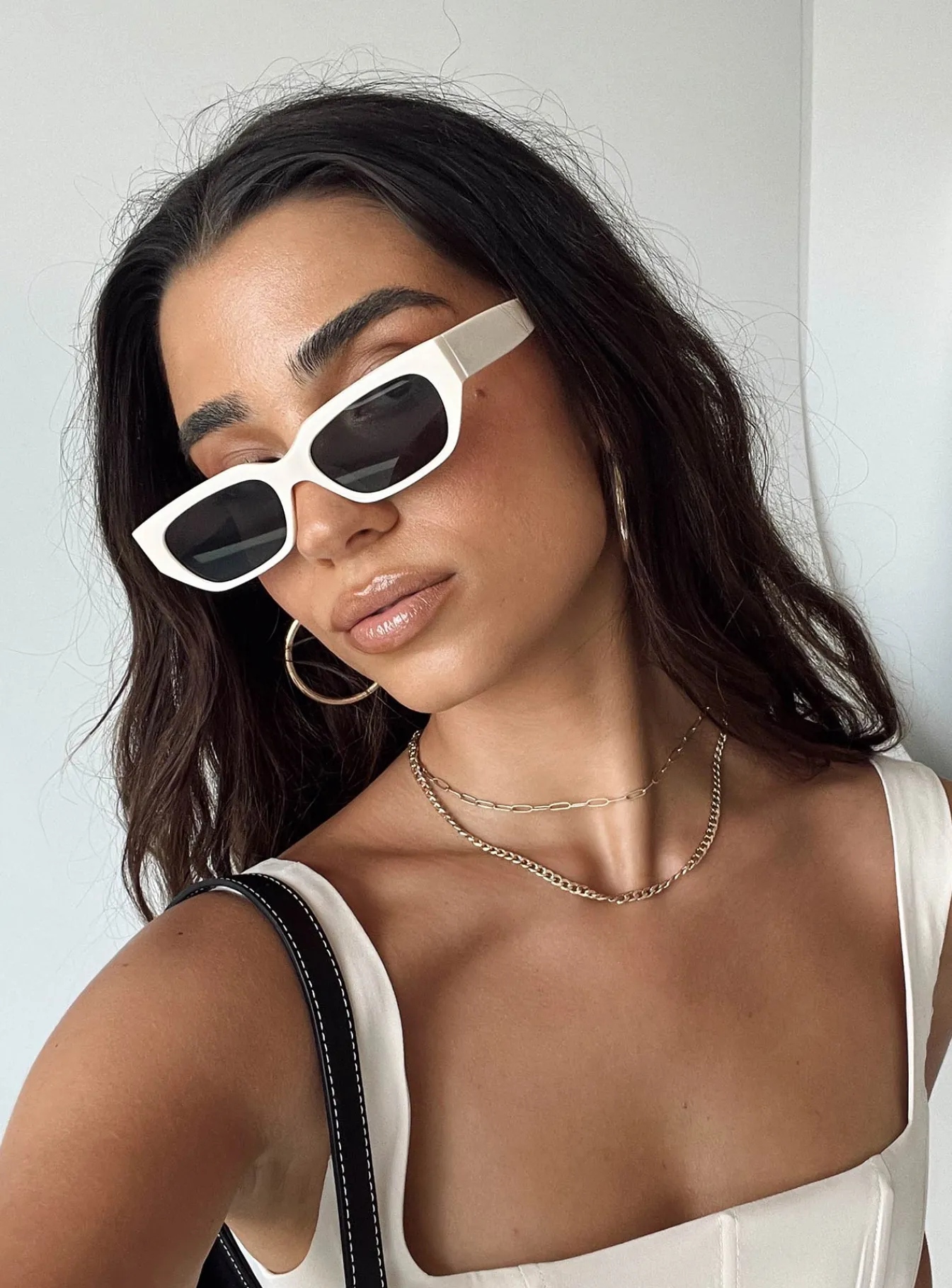 Princess Polly Winnick Sunglasses Cream Best