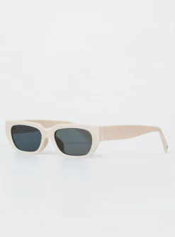 Princess Polly Winnick Sunglasses Cream Best